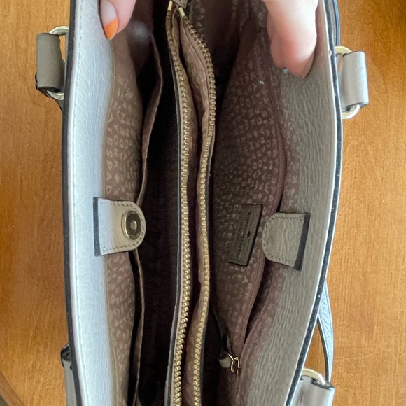 Kate Spade purse, top handle and cross body strap, cut out lace design on front - Picture 9 of 12